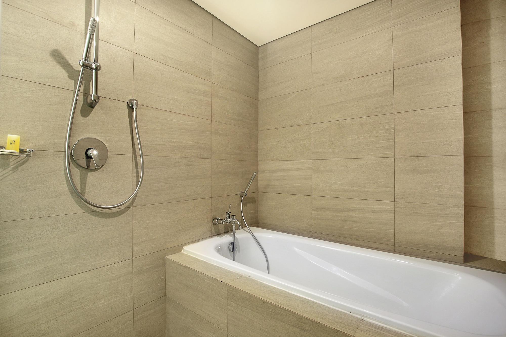 Swiss-Belinn Simatupang Jakarta Extérieur photo