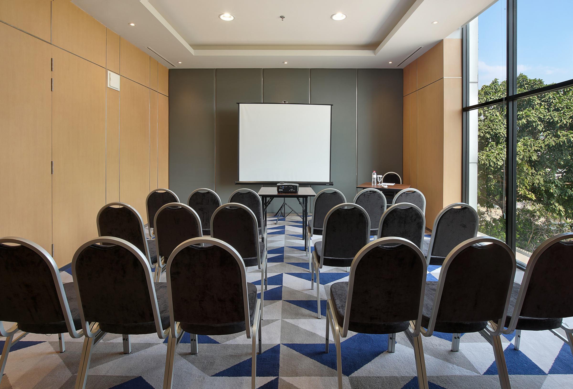 Swiss-Belinn Simatupang Jakarta Extérieur photo