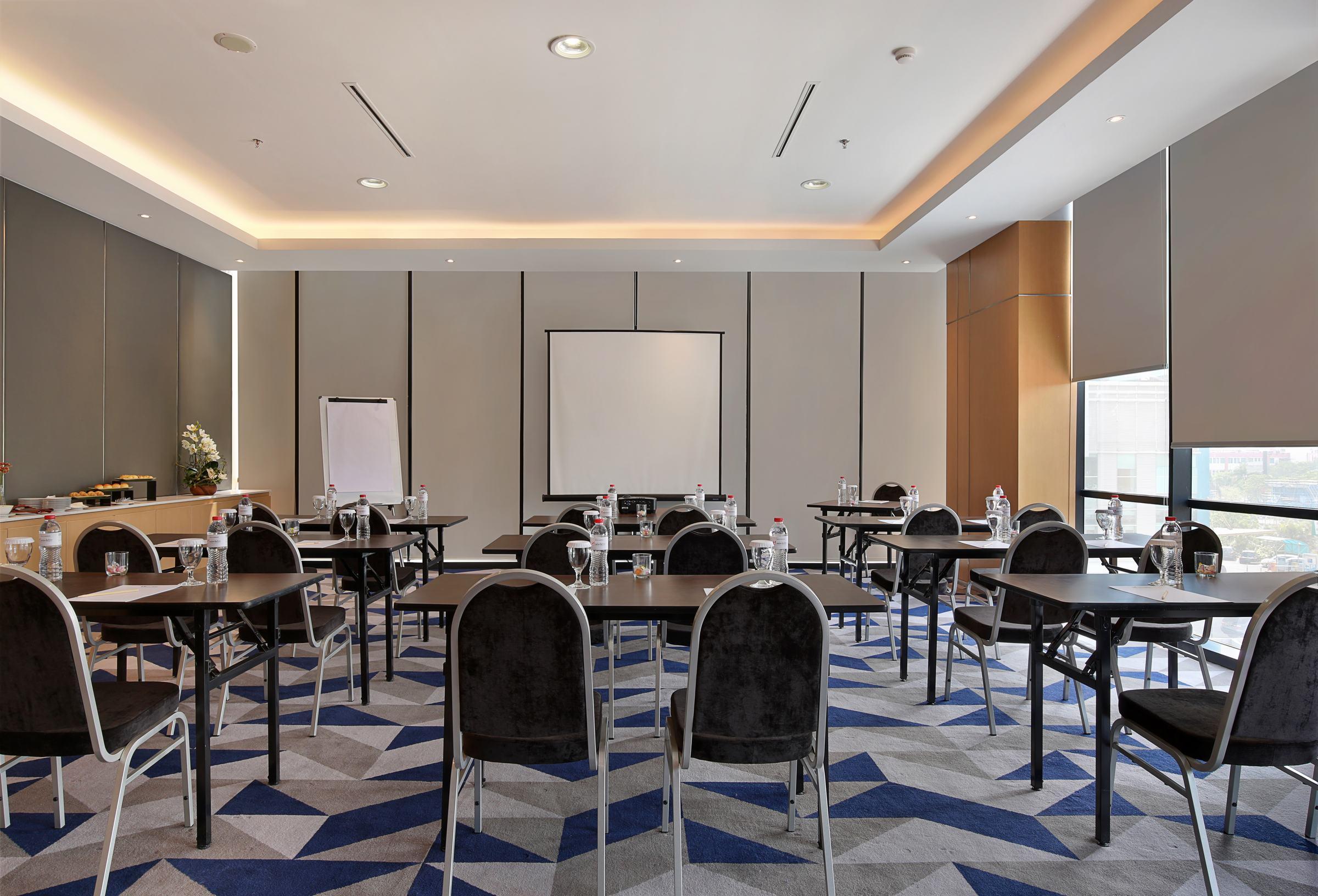 Swiss-Belinn Simatupang Jakarta Extérieur photo