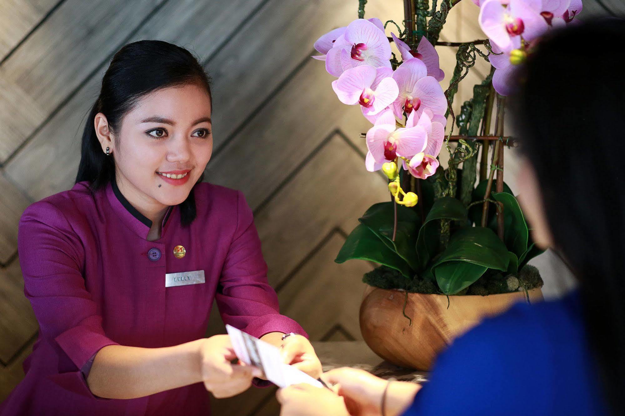 Swiss-Belinn Simatupang Jakarta Extérieur photo